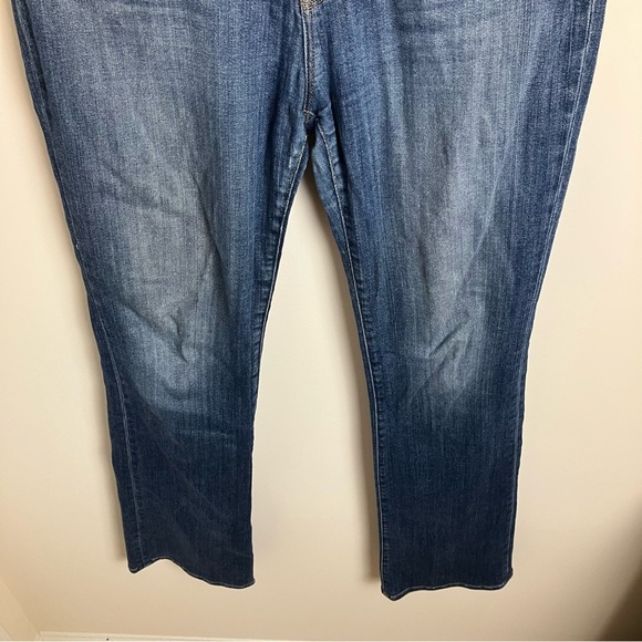 J Brand Betty Jeans in Disclosure Wash Size 31 - Picture 4 of 11